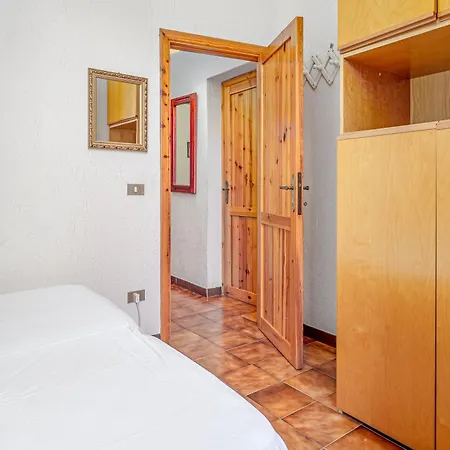 Trilocale Via Gramsci Holiday home San Teodoro (Sardinia)