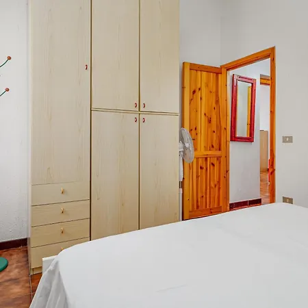 Trilocale Via Gramsci Holiday home San Teodoro (Sardinia)